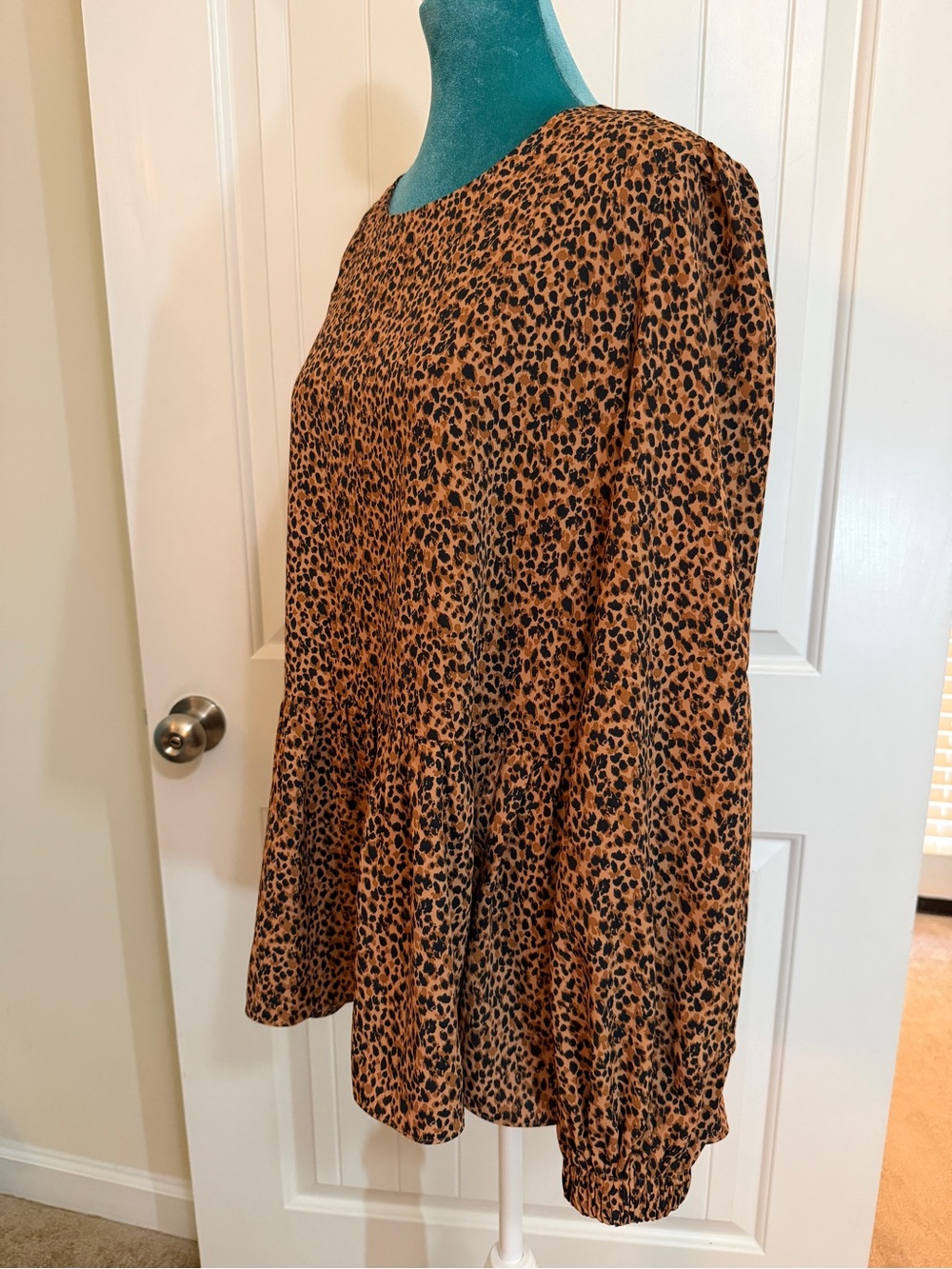 Pomander Place Leopard Print Peplum Top - Brown & Black Sz XL - Picture 17 of 17